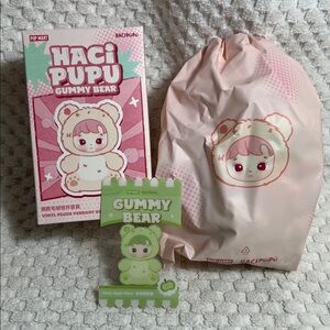 Pop Mart Haci Pupu Green Apple  Gummy Bear Vinyl Face Pendant